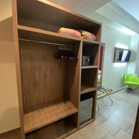 Stradivari 酒店 米兰