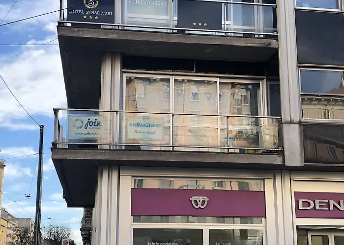 Stradivari 3* Mediolan
