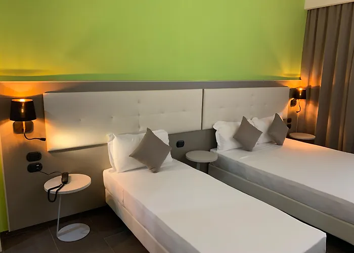 Stradivari Hotel Mediolan