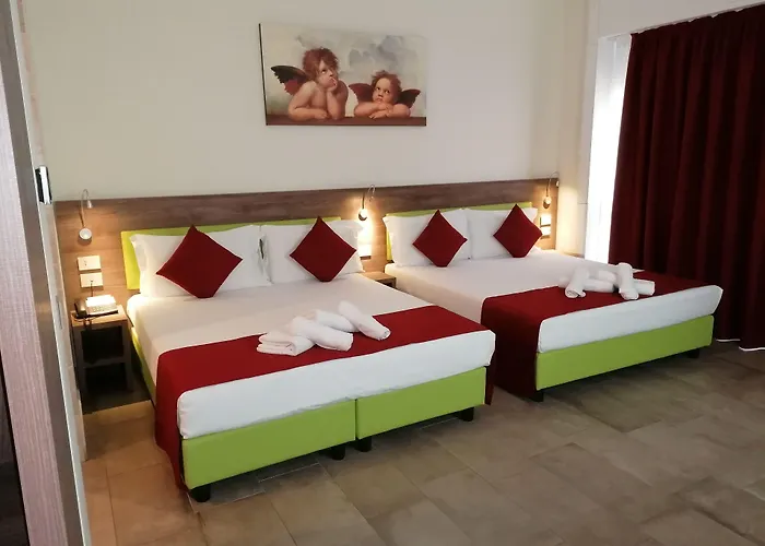 Stradivari 3* Mediolan