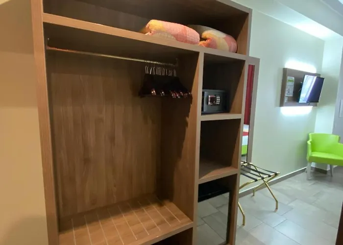 Stradivari Hotel Mediolan