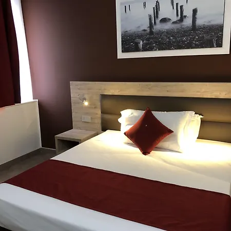 Stradivari Hotel Milán